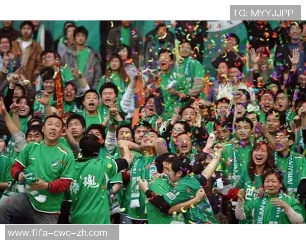 绿城足球门票热销中让我们一起为主队加油助威的最佳选择